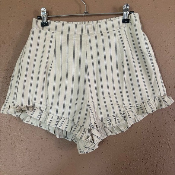 She + Sky Pants - She + Sky Striped Ruffle Hem Shorts Beige Black High Waisted SL7394 Small NWT